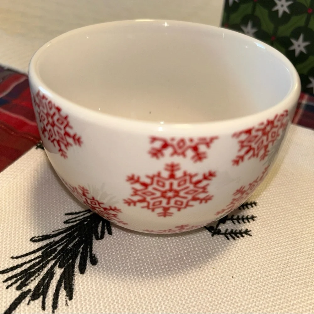 Crate&Barrel Red and White Holiday 3 set of Bowls